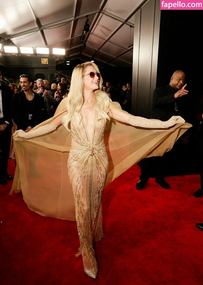 Paris Hilton / parishilton Onlyfans Photo Gallery 