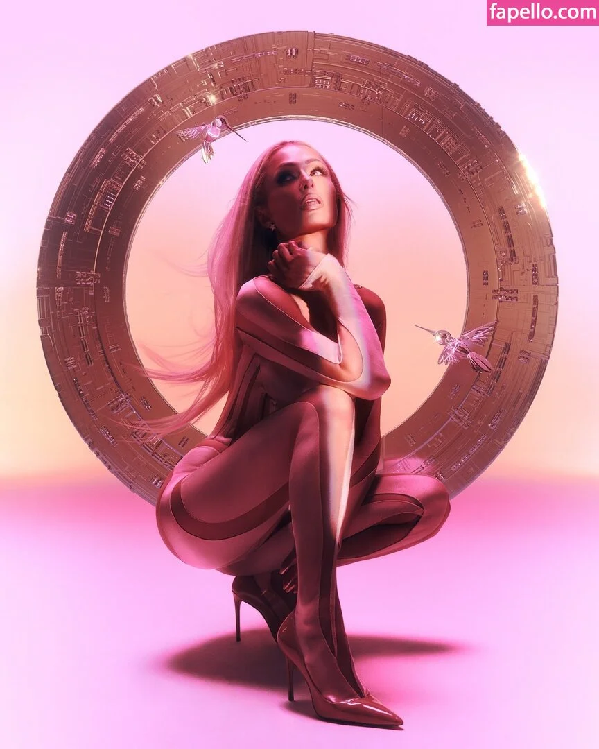 Paris Hilton / parishilton Onlyfans Photo Gallery 