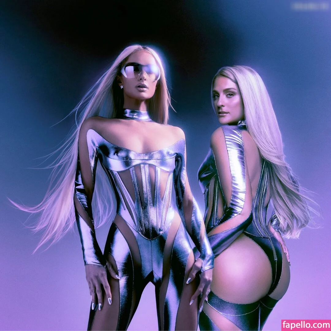 Paris Hilton / parishilton Onlyfans Photo Gallery 