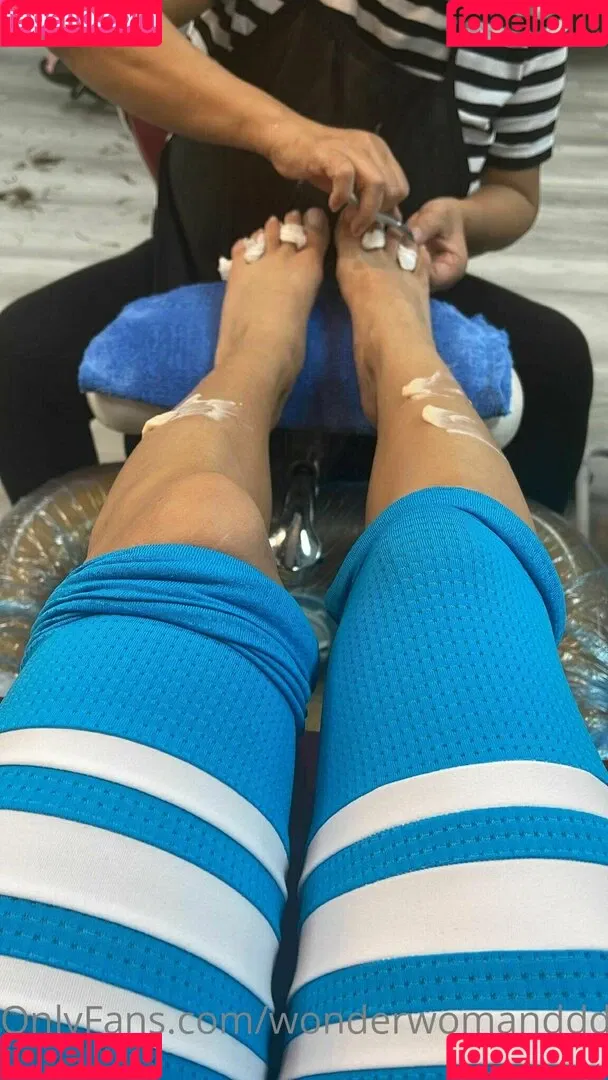 Christina Wonder / ficialrealjunglegirl / wonderwoman12 / wonderwomanddd / wonderwomanx69 Onlyfans Photo Gallery 