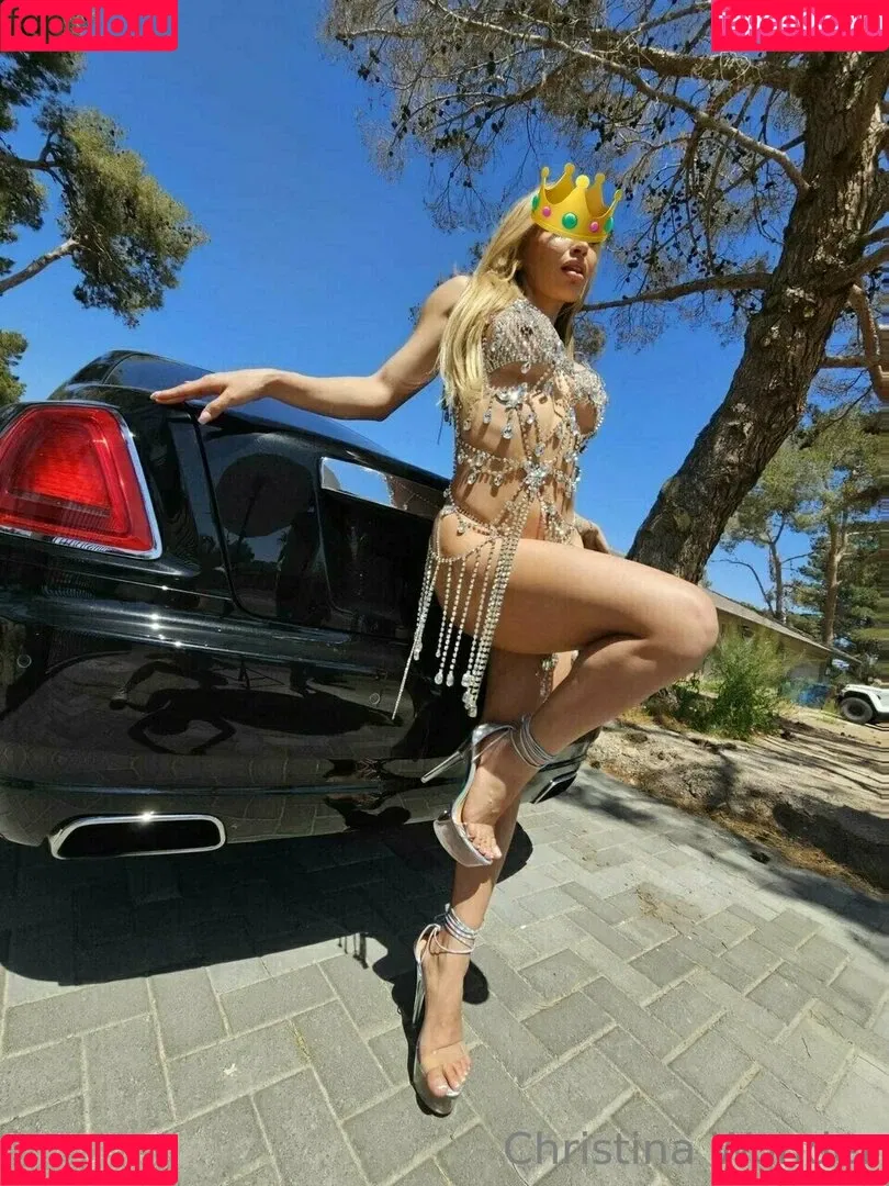 Christina Wonder / ficialrealjunglegirl / wonderwoman12 / wonderwomanddd / wonderwomanx69 Onlyfans Photo Gallery 