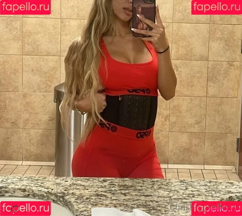 Christina Wonder / ficialrealjunglegirl / wonderwoman12 / wonderwomanddd / wonderwomanx69 Onlyfans Photo Gallery 