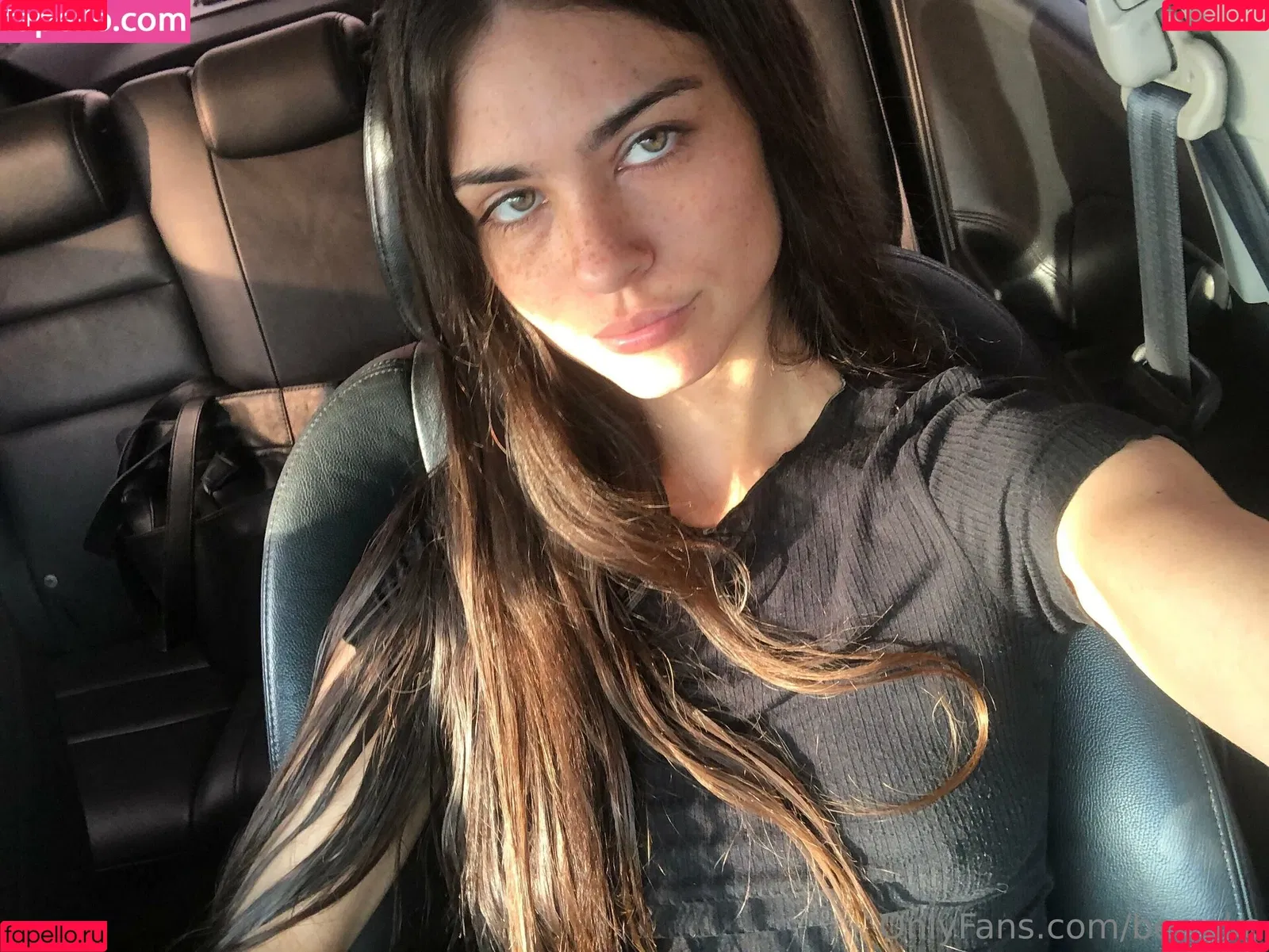 berraka / berrakkita Onlyfans Photo Gallery 