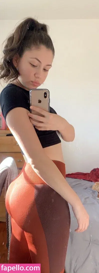 berraka / berrakkita Onlyfans Photo Gallery 