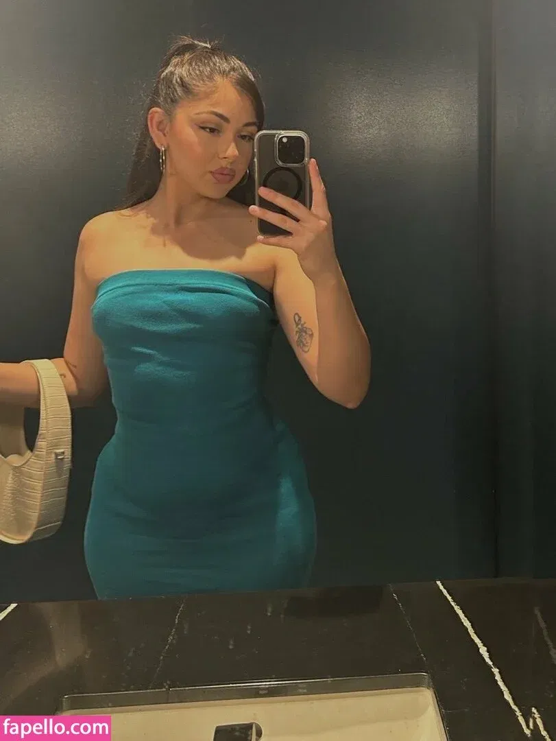 berraka / berrakkita Onlyfans Photo Gallery 