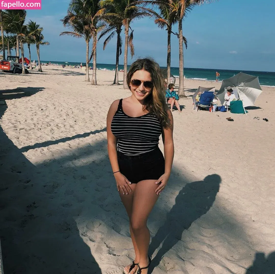 Jenna T / jenna_starr / jetjo2796 Onlyfans Photo Gallery 