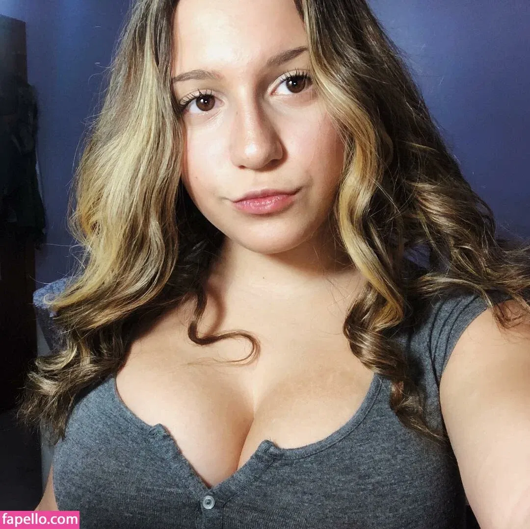 Jenna T / jenna_starr / jetjo2796 Onlyfans Photo Gallery 