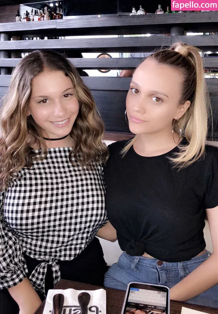 Jenna T / jenna_starr / jetjo2796 Onlyfans Photo Gallery 