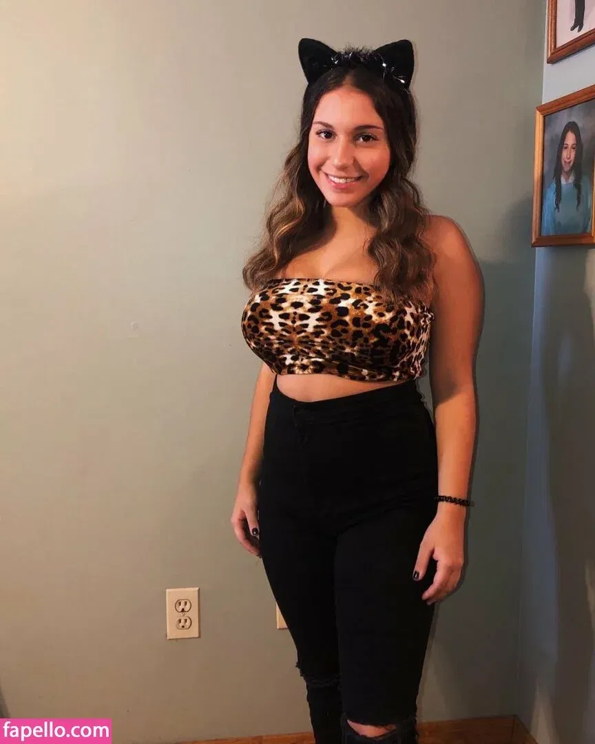 Jenna T / jenna_starr / jetjo2796 Onlyfans Photo Gallery 