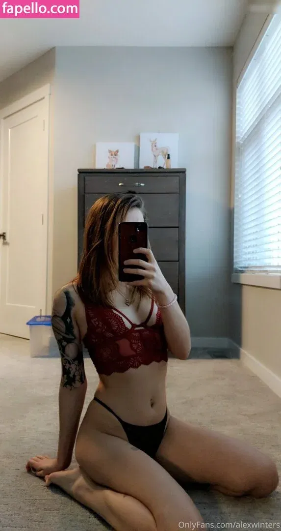 alexwinters / narcissistic_pigeon Onlyfans Photo Gallery 