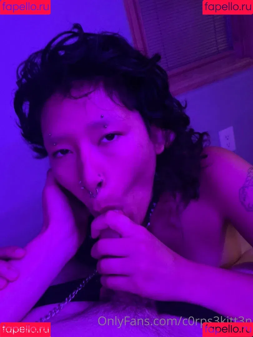 c0rps3kitt3n Onlyfans Photo Gallery 
