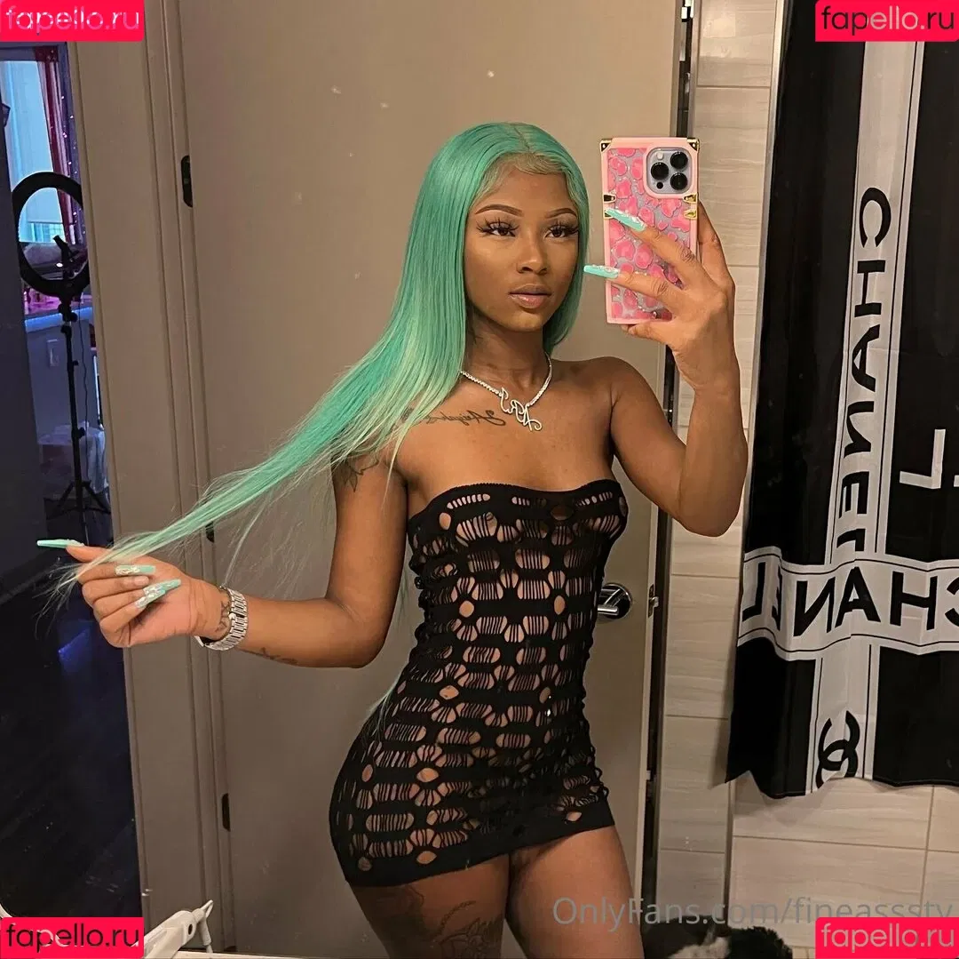 fineasssstv / fineasssstvv2 Onlyfans Photo Gallery 