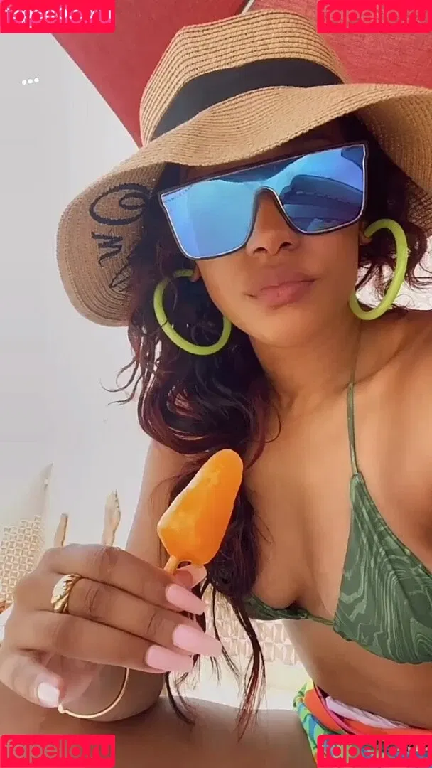 Candice Patton / candicepatton Onlyfans Photo Gallery 