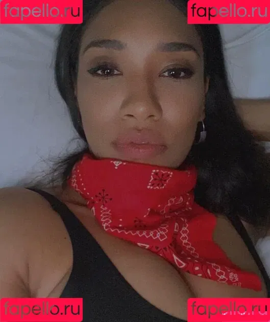 Candice Patton / candicepatton Onlyfans Photo Gallery 