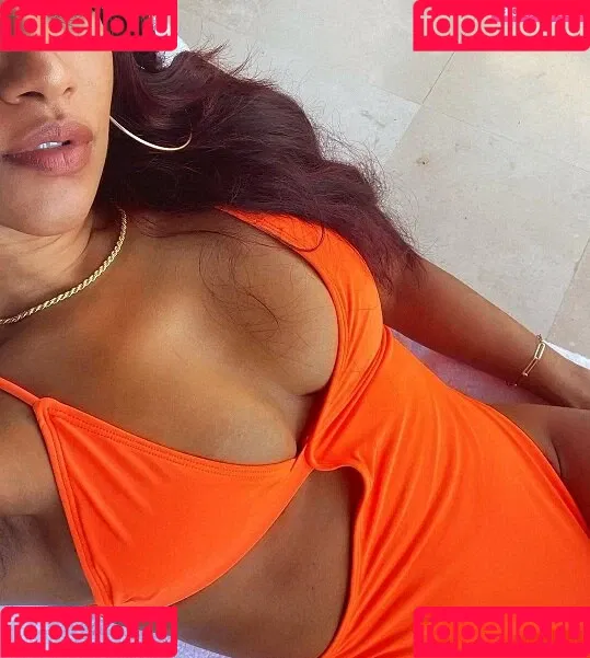 Candice Patton / candicepatton Onlyfans Photo Gallery 