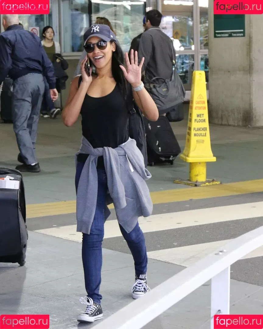 Candice Patton / candicepatton Onlyfans Photo Gallery 