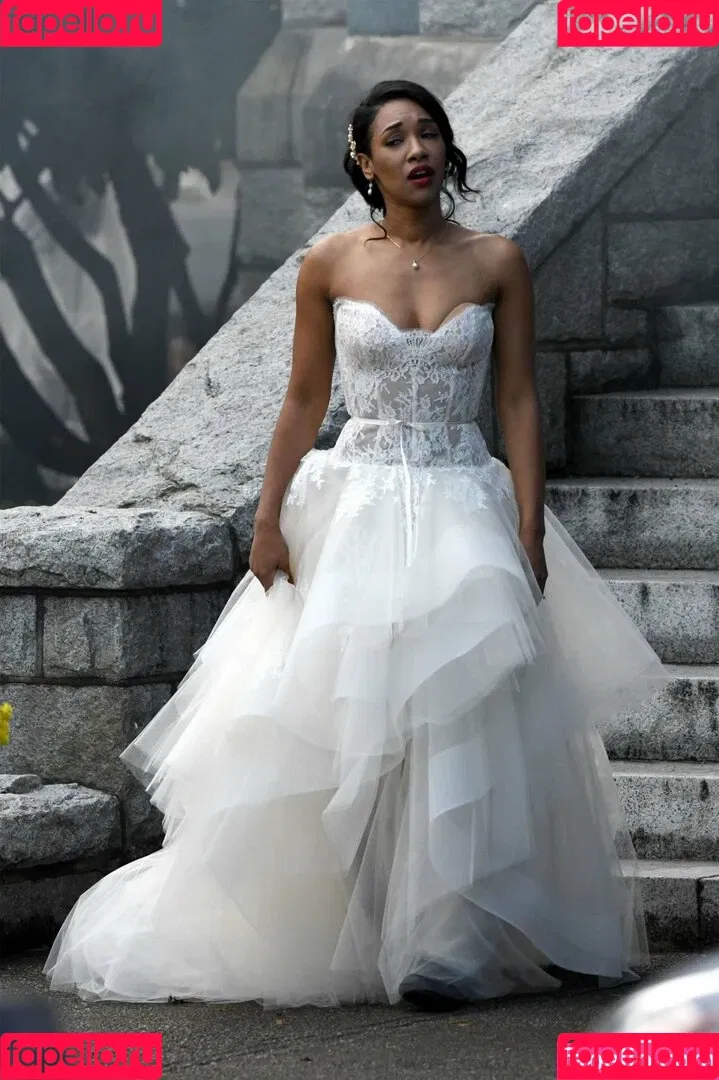 Candice Patton / candicepatton Onlyfans Photo Gallery 