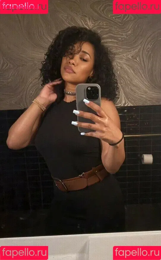 Candice Patton / candicepatton Onlyfans Photo Gallery 