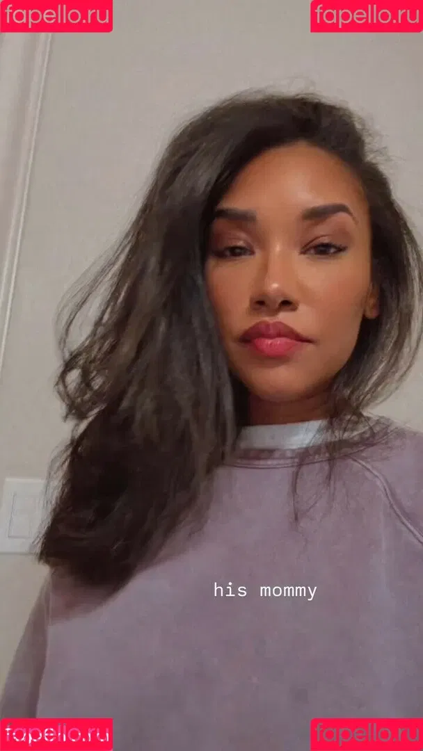 Candice Patton / candicepatton Onlyfans Photo Gallery 