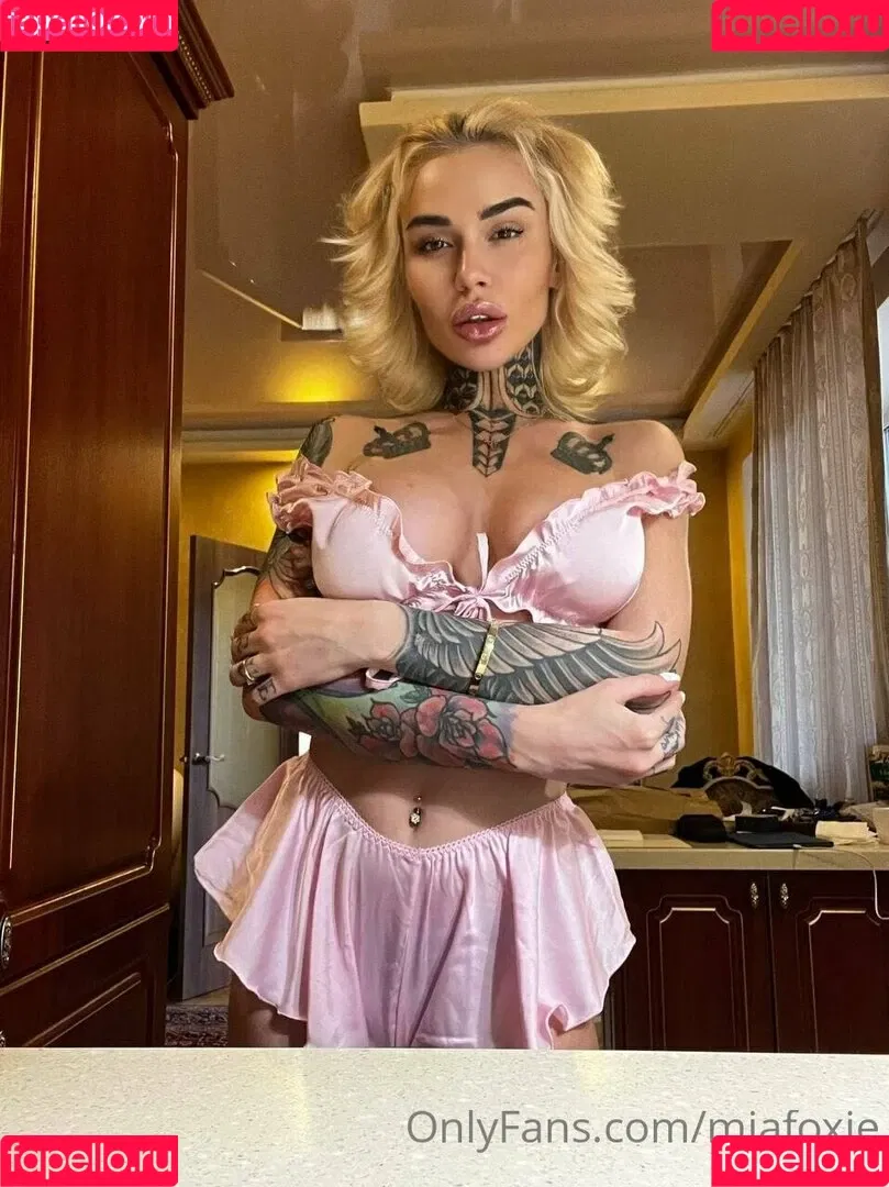 mia_foxybae / miabgalvan Onlyfans Photo Gallery 