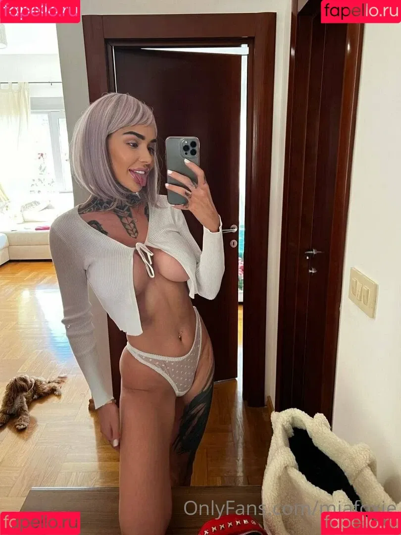 mia_foxybae / miabgalvan Onlyfans Photo Gallery 