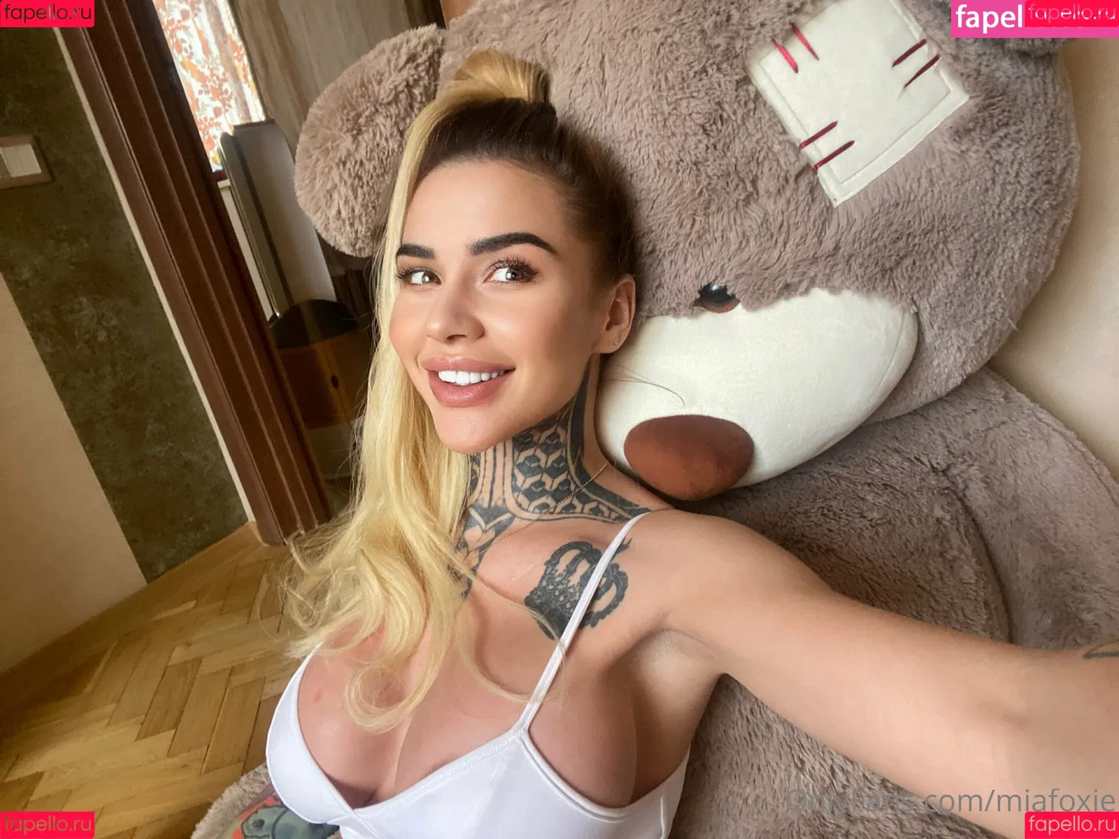mia_foxybae / miabgalvan Onlyfans Photo Gallery 