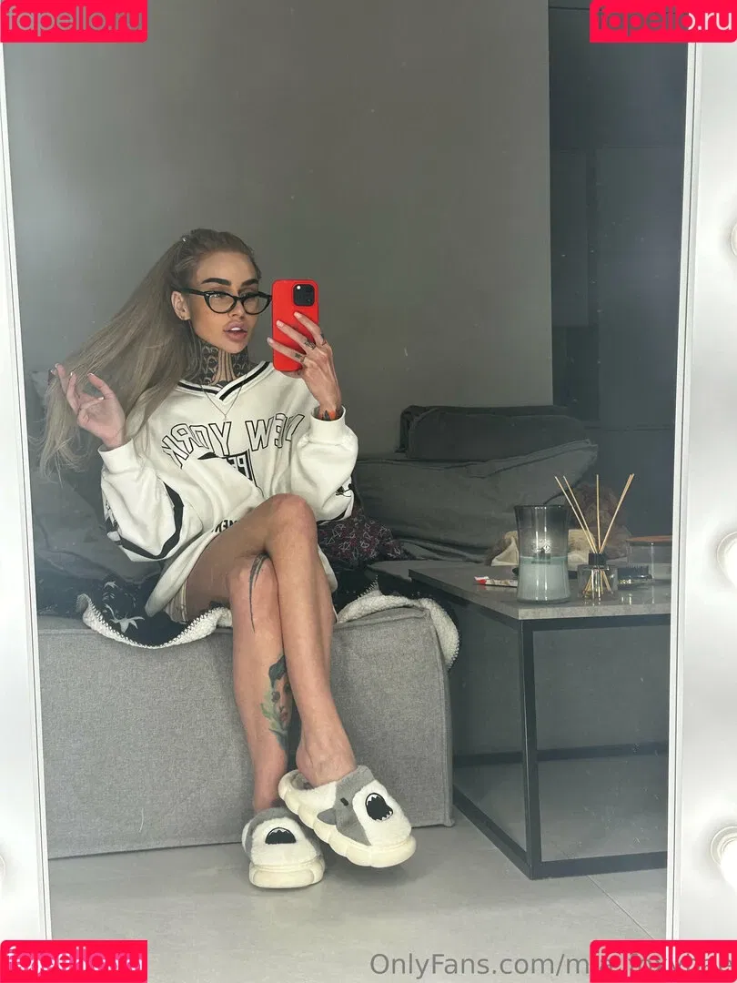mia_foxybae / miabgalvan Onlyfans Photo Gallery 