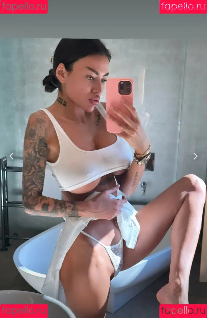 Alena Omovych / alena_omovych / alenaomovich Onlyfans Photo Gallery 