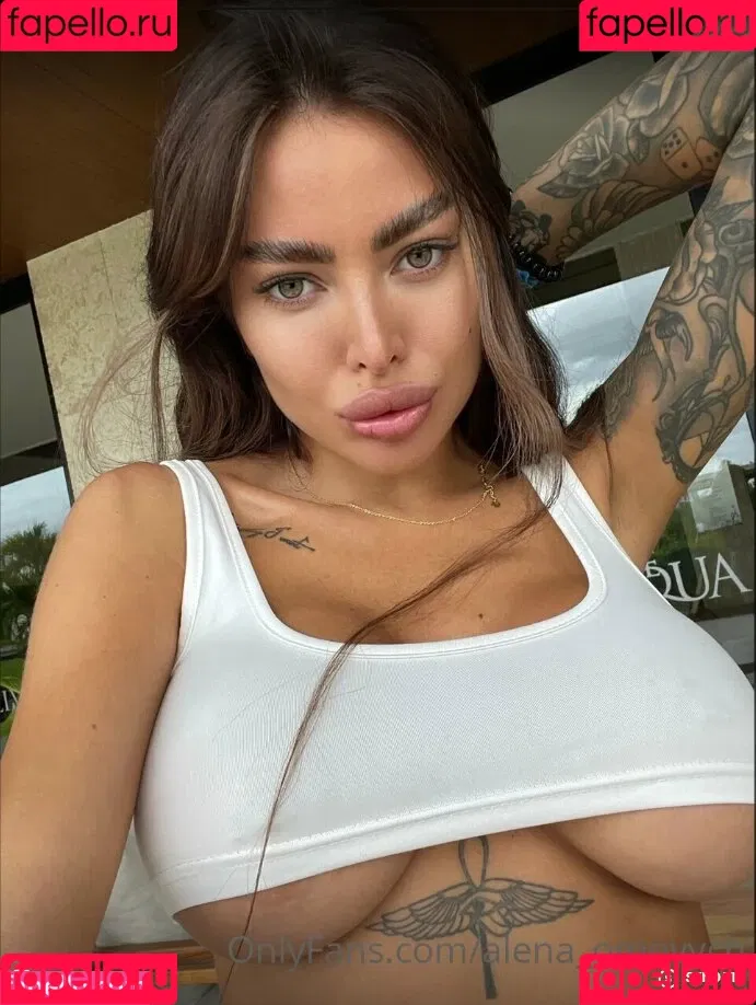 Alena Omovych / alena_omovych / alenaomovich Onlyfans Photo Gallery 