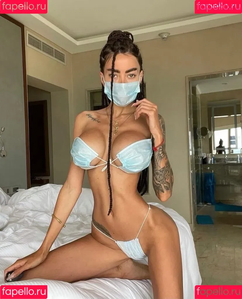 Alena Omovych / alena_omovych / alenaomovich Onlyfans Photo Gallery 