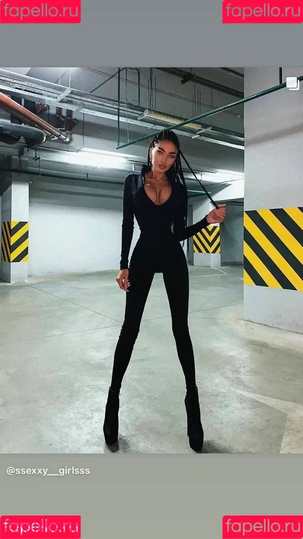 Alena Omovych / alena_omovych / alenaomovich Onlyfans Photo Gallery 