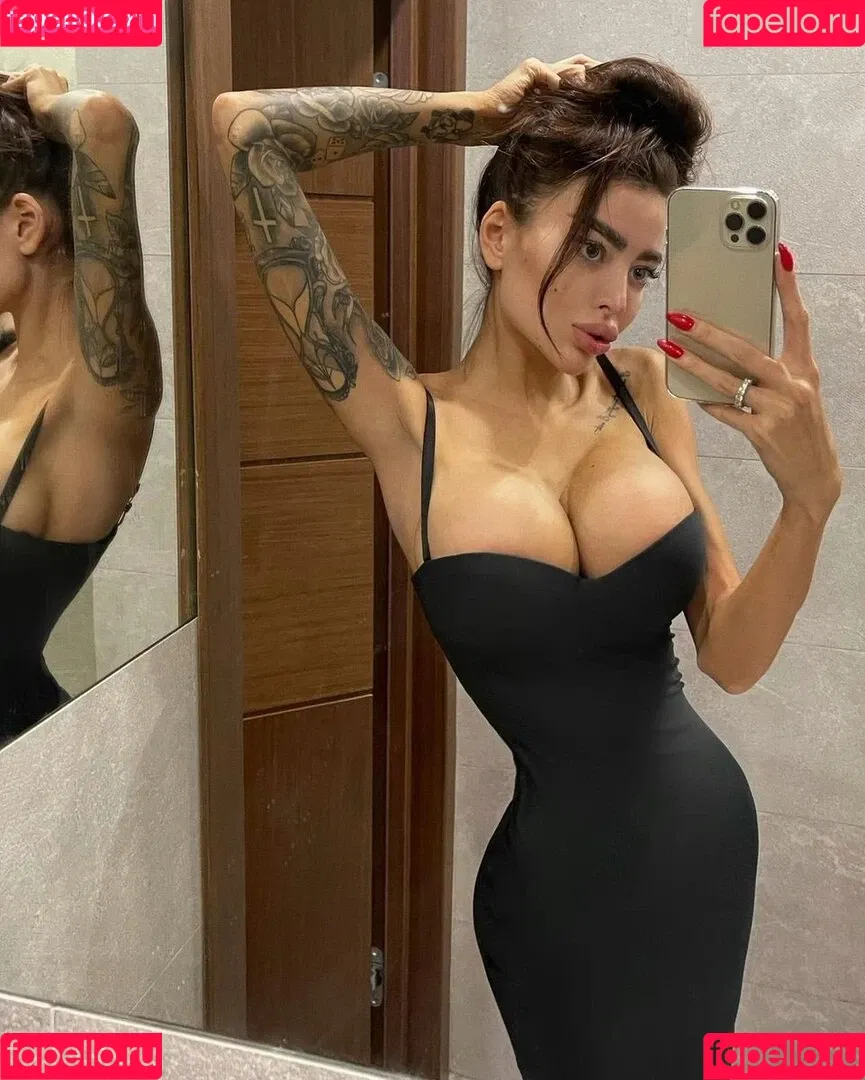 Alena Omovych / alena_omovych / alenaomovich Onlyfans Photo Gallery 