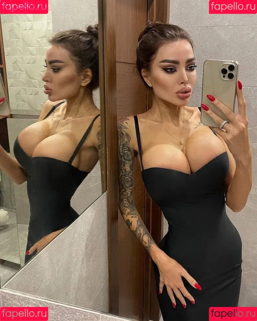 Alena Omovych / alena_omovych / alenaomovich Onlyfans Photo Gallery 