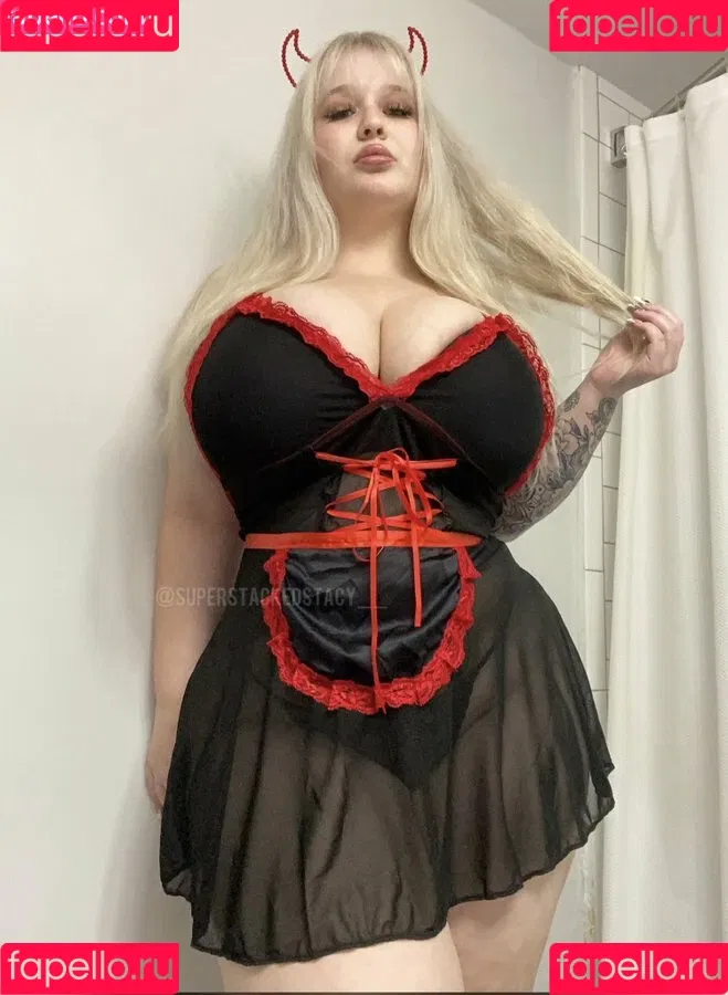 Stacy / staceysilvatv / stacyyrayy / superstackedstacyvip / superstackstacy Onlyfans Photo Gallery 