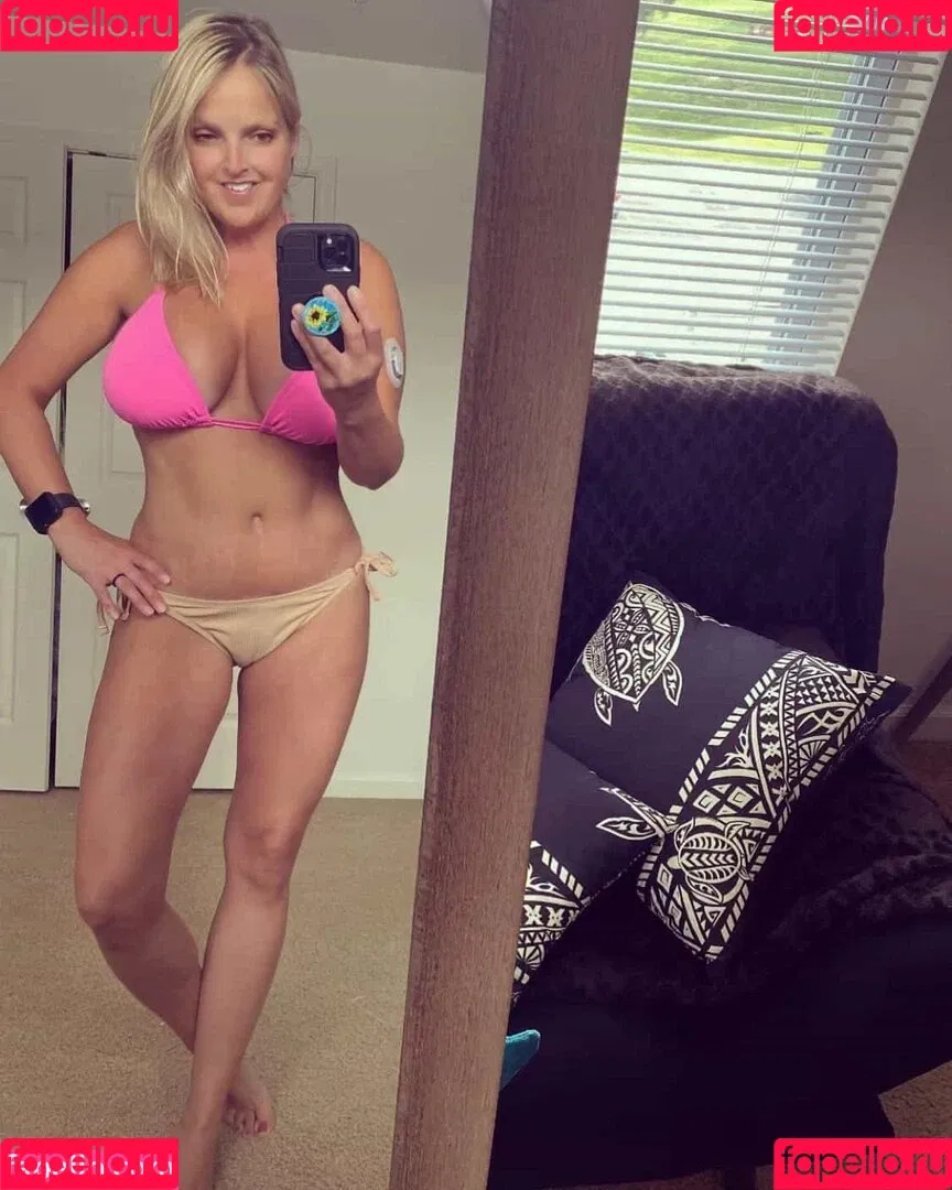 Stacy / staceysilvatv / stacyyrayy / superstackedstacyvip / superstackstacy Onlyfans Photo Gallery 