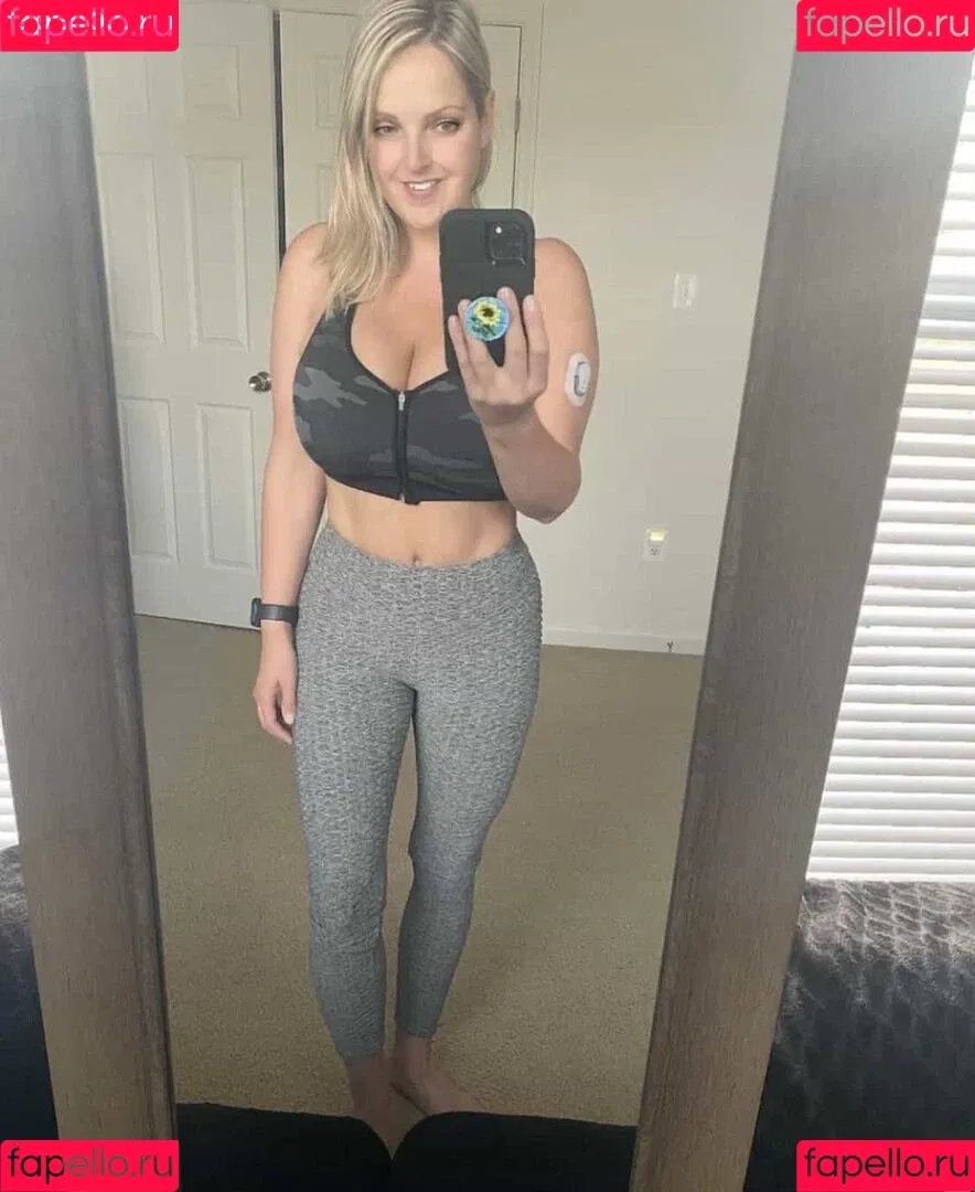 Stacy / staceysilvatv / stacyyrayy / superstackedstacyvip / superstackstacy Onlyfans Photo Gallery 