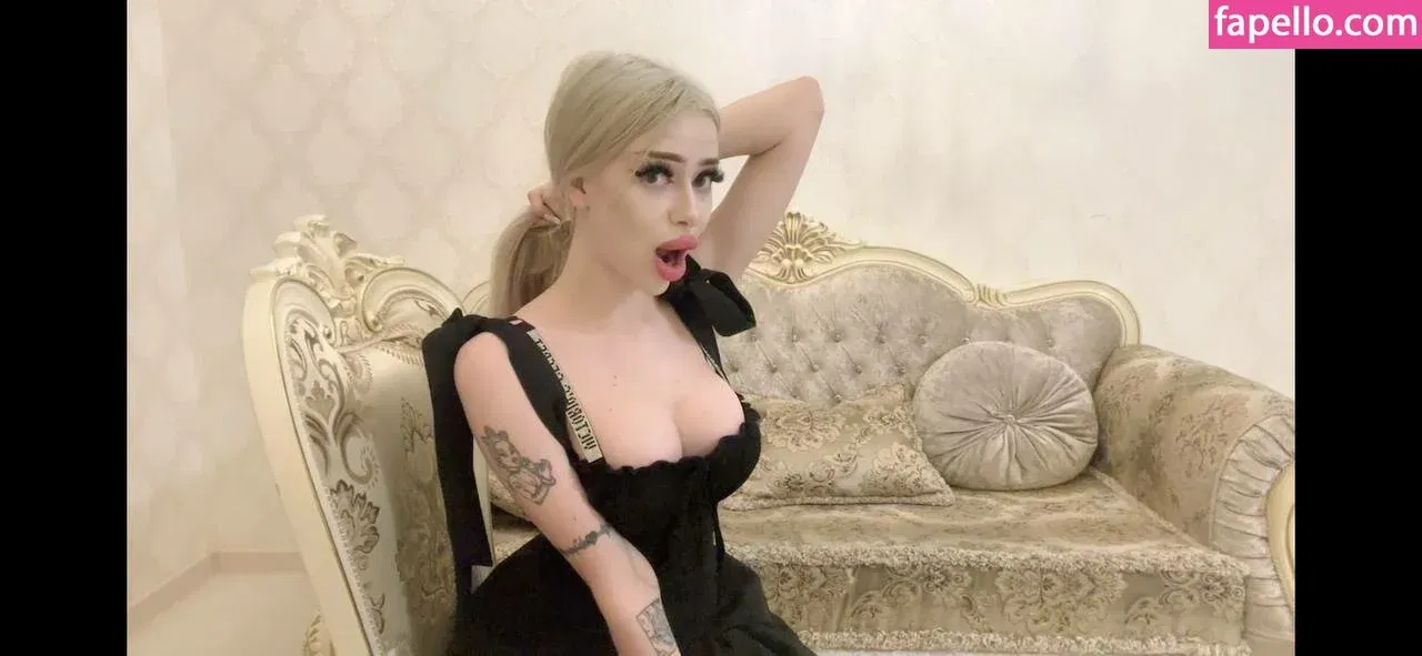 ksushechkakkk / sunny_kerss Onlyfans Photo Gallery 