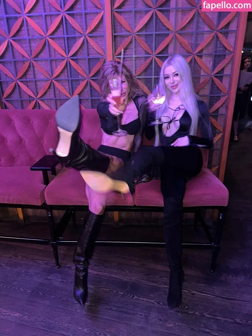 ksushechkakkk / sunny_kerss Onlyfans Photo Gallery 