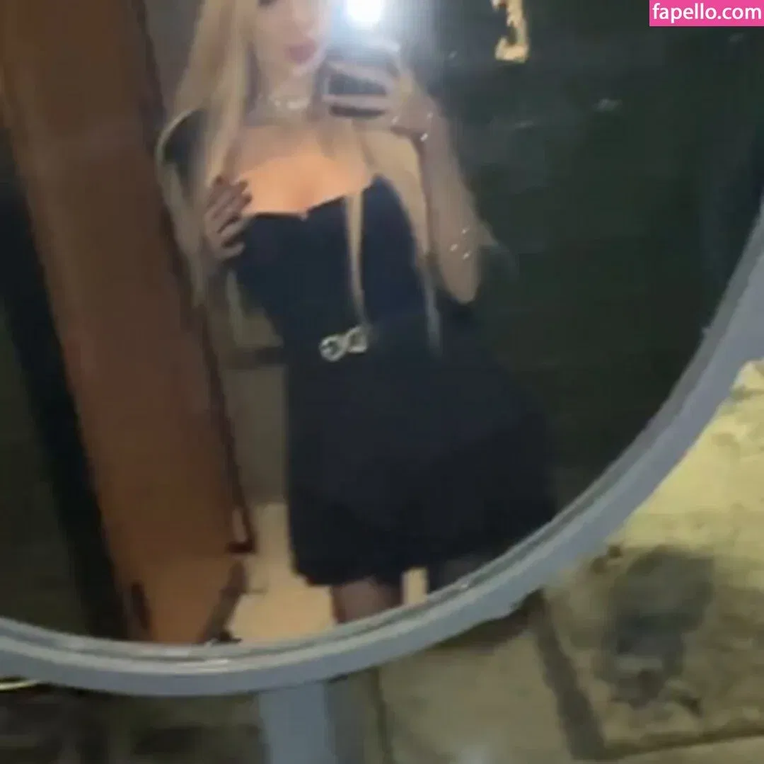 ksushechkakkk / sunny_kerss Onlyfans Photo Gallery 