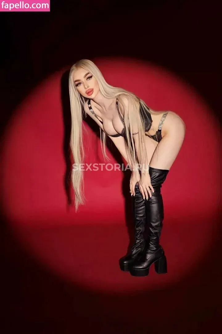 ksushechkakkk / sunny_kerss Onlyfans Photo Gallery 