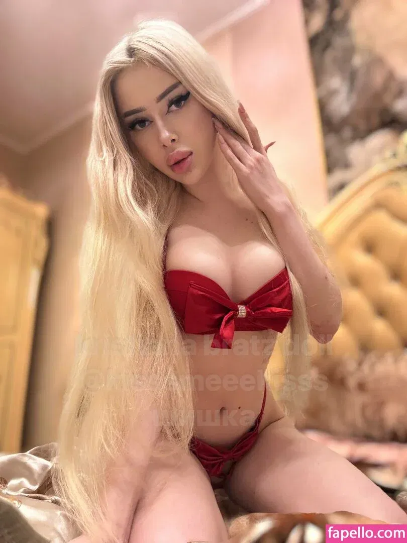 ksushechkakkk / sunny_kerss Onlyfans Photo Gallery 