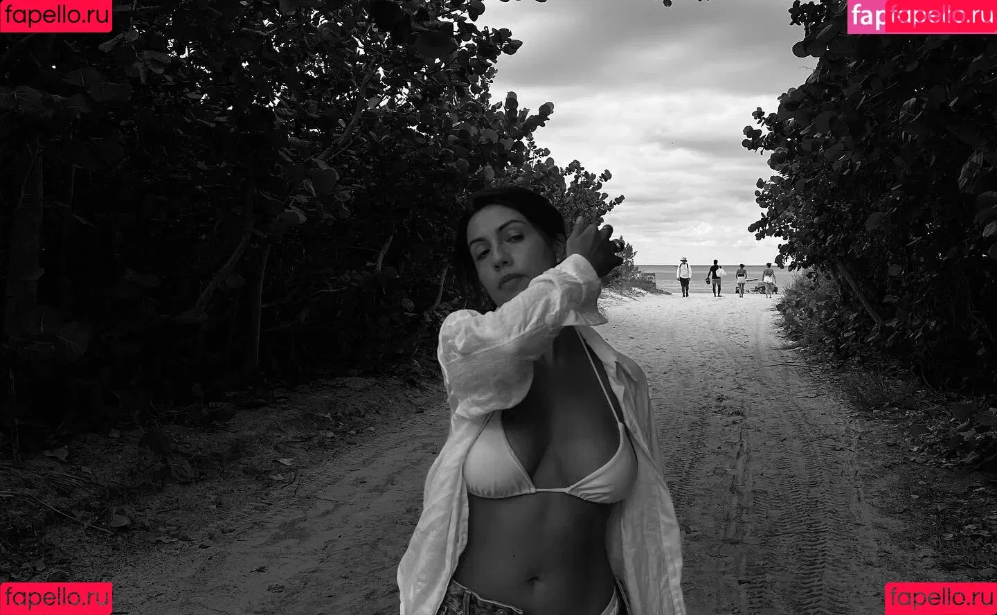 Maria Mood / mariamood____ / miamoobs Onlyfans Photo Gallery 