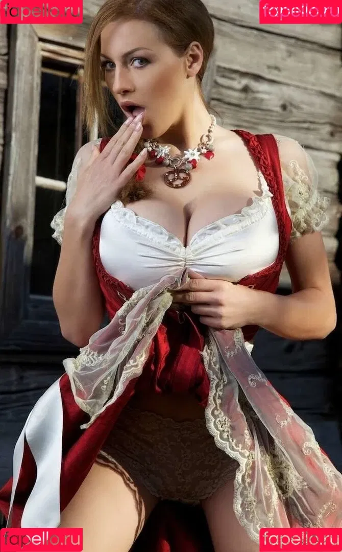 Jordan Carver / joca / jordancarverofficial Onlyfans Photo Gallery 