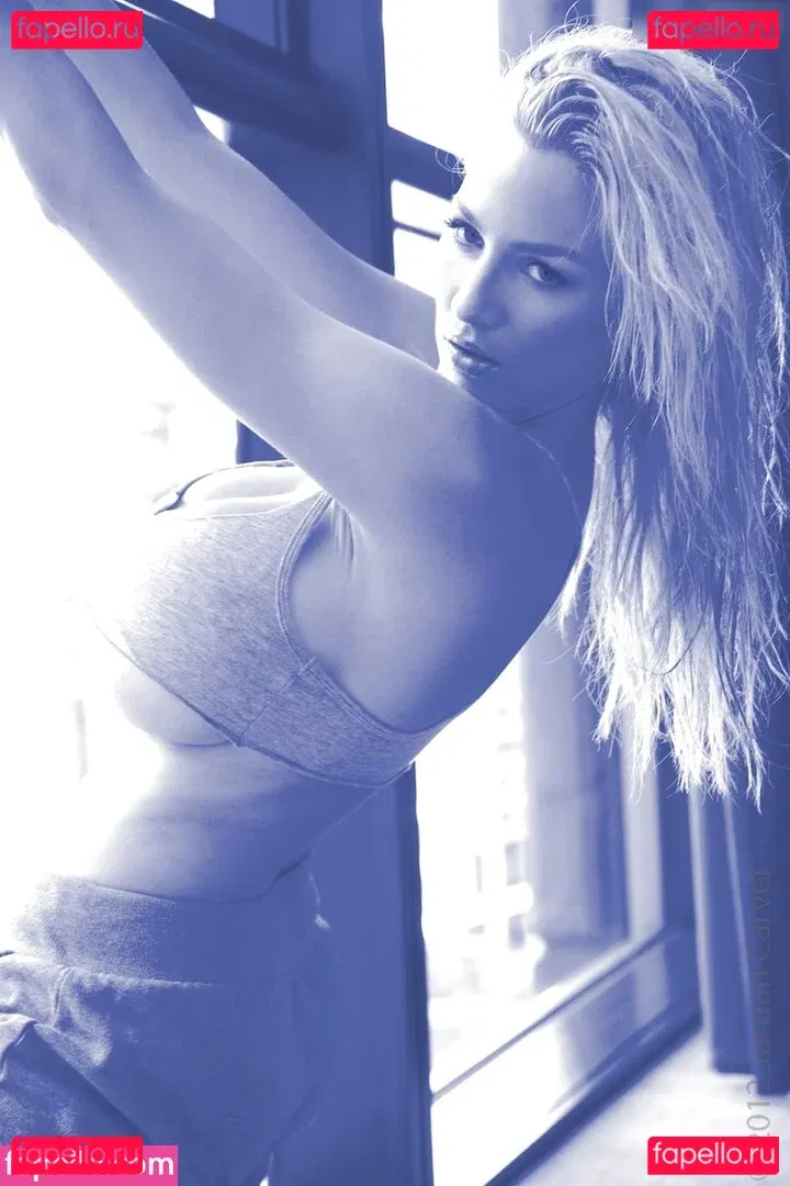 Jordan Carver / joca / jordancarverofficial Onlyfans Photo Gallery 