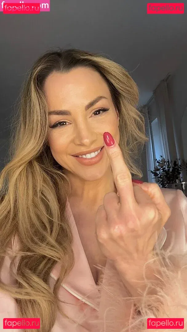 Jordan Carver / joca / jordancarverofficial Onlyfans Photo Gallery 