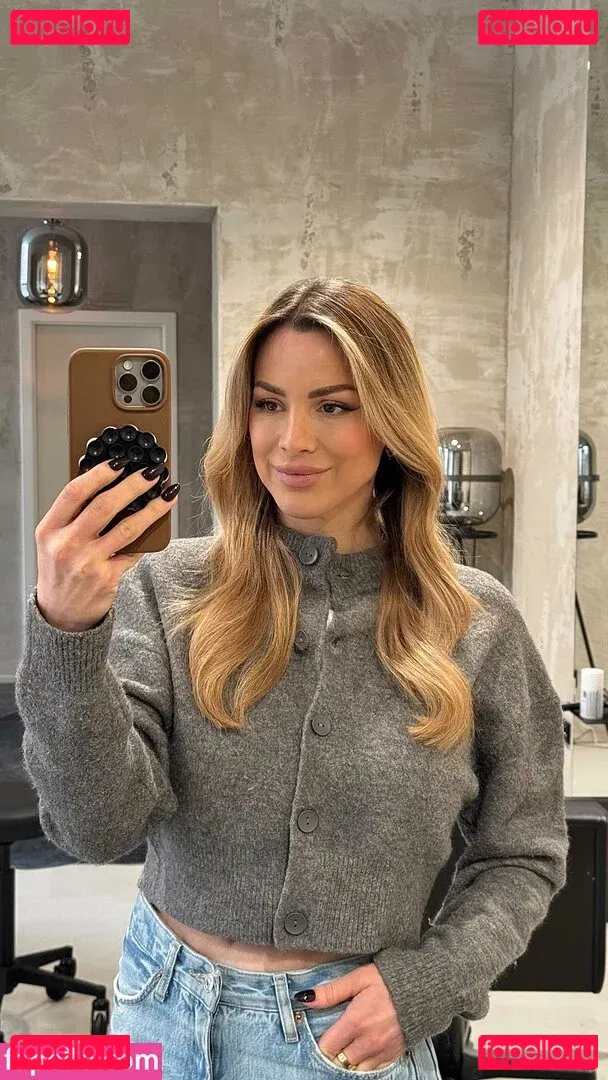 Jordan Carver / joca / jordancarverofficial Onlyfans Photo Gallery 