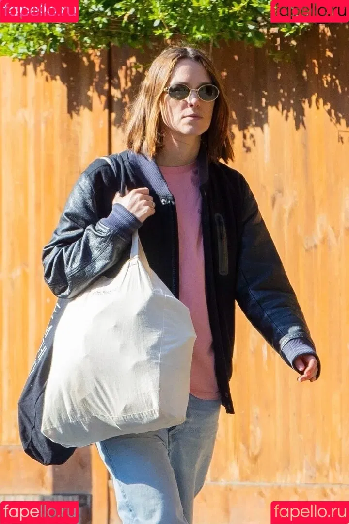 Keira Knightley / keira_knight / keiracknightleys / keiraksource Onlyfans Photo Gallery 