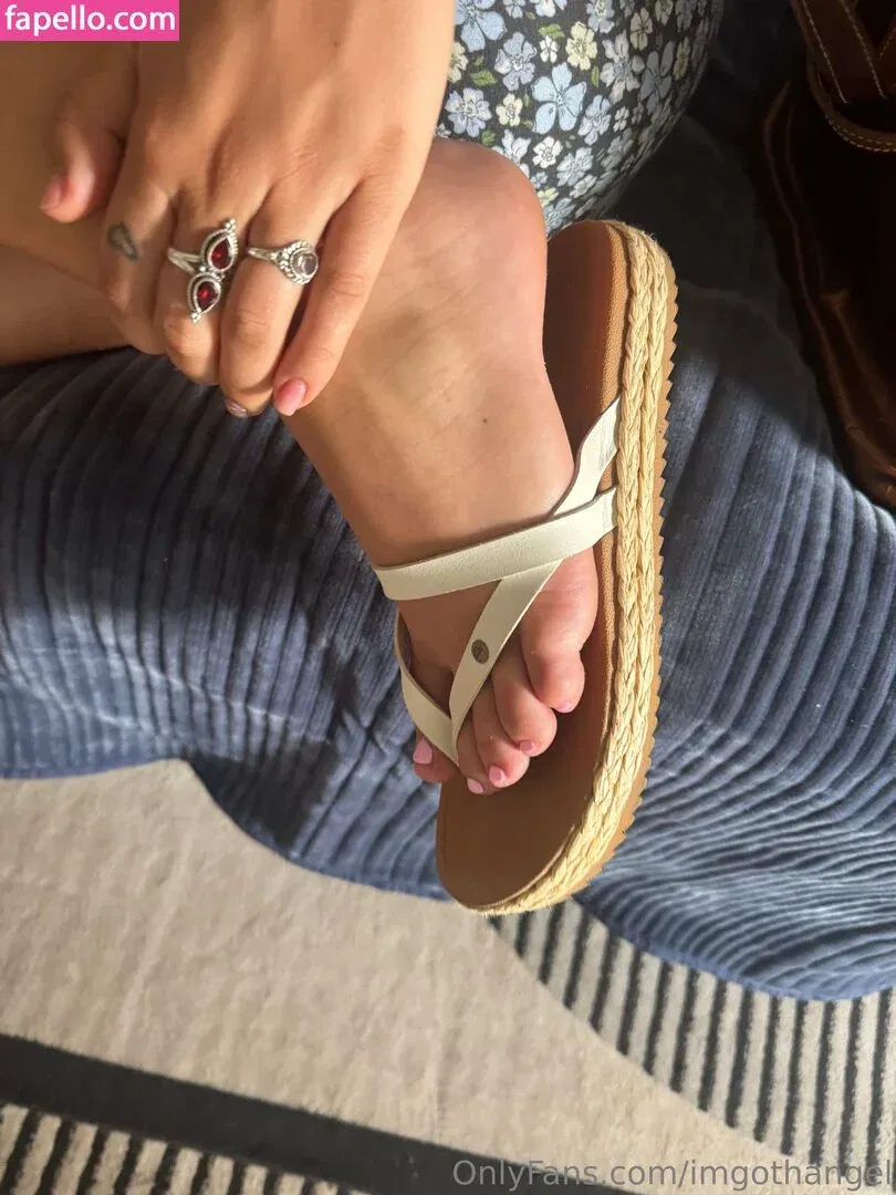 imgothangel / itsgingerangel Onlyfans Photo Gallery 