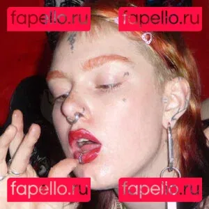 mega / nikkibenz Onlyfans Photo Gallery 