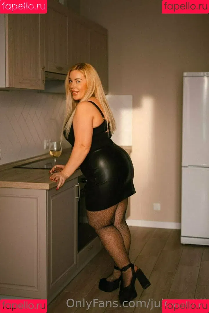 biancastarz / biancatarot Onlyfans Photo Gallery 
